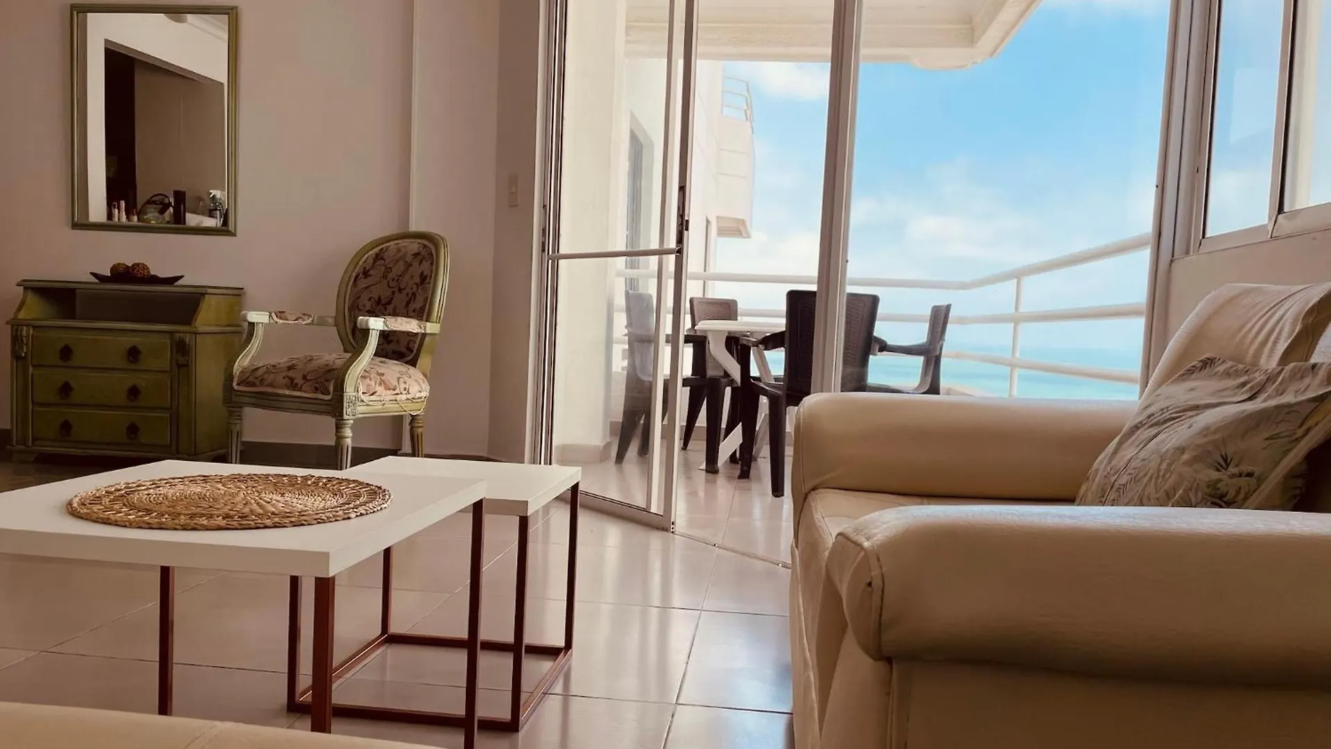 Hermoso Apartamento Con Vista Al Mar Cartagena Apartment
